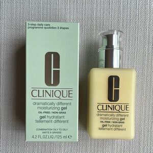 CLINIQUE Dramatically Different Moisturizing Gel 4.2floz